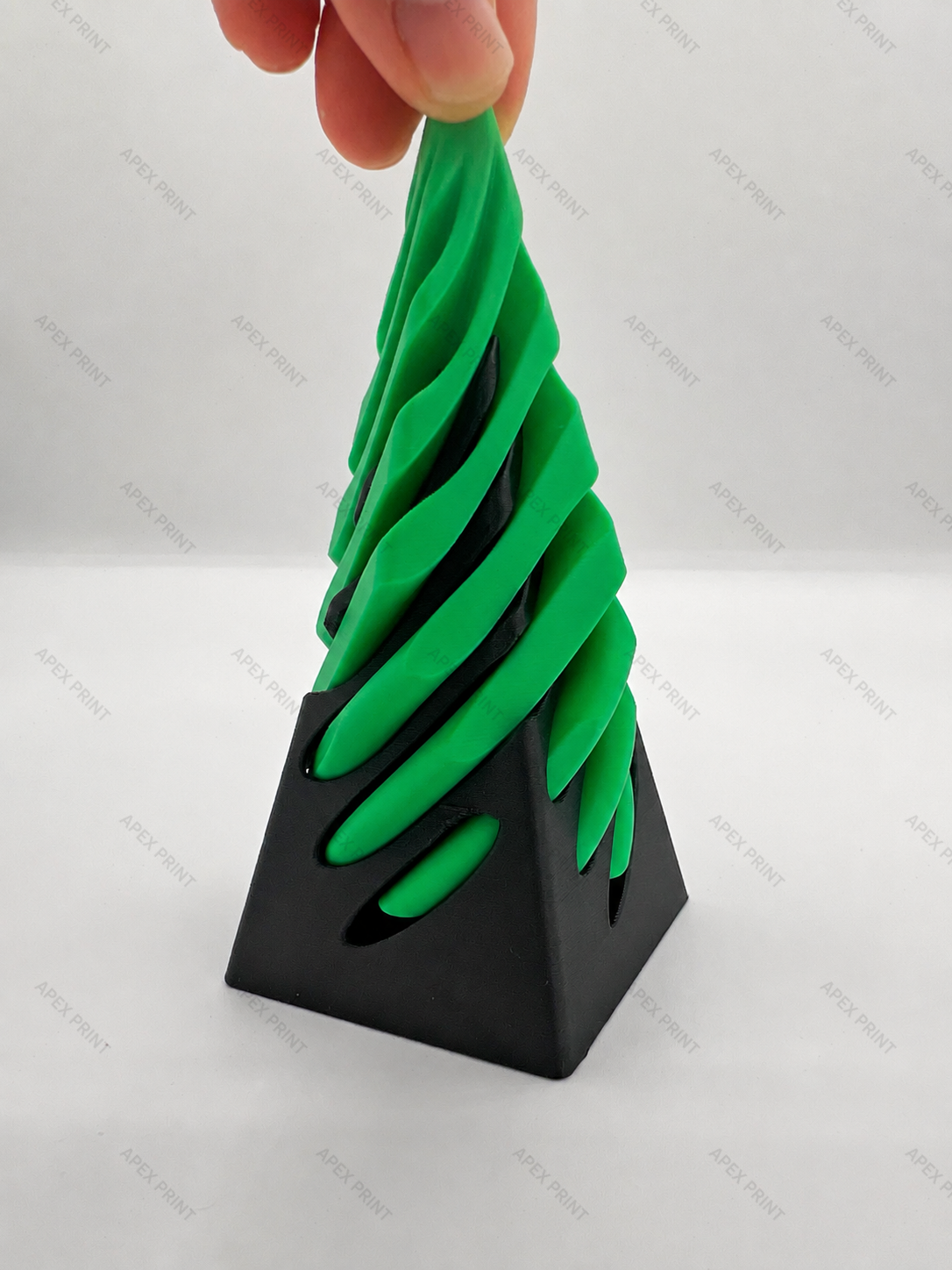 3D Printed Rotating Spiral Desk Toy