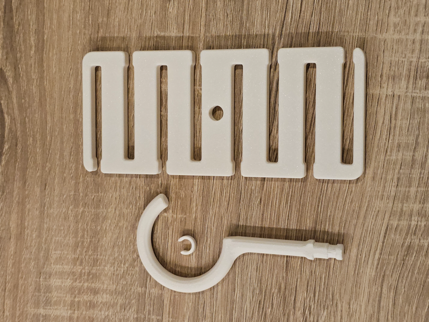 8x Belt hanger for wardrobe